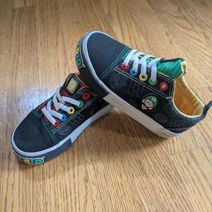 Super Mario Bros Canvas Sneakers